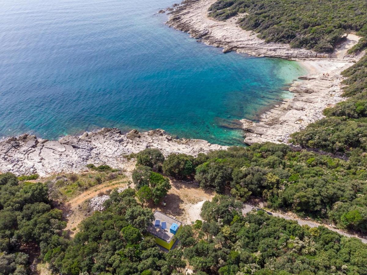 Cottage On The Kavran Beach מראה חיצוני תמונה