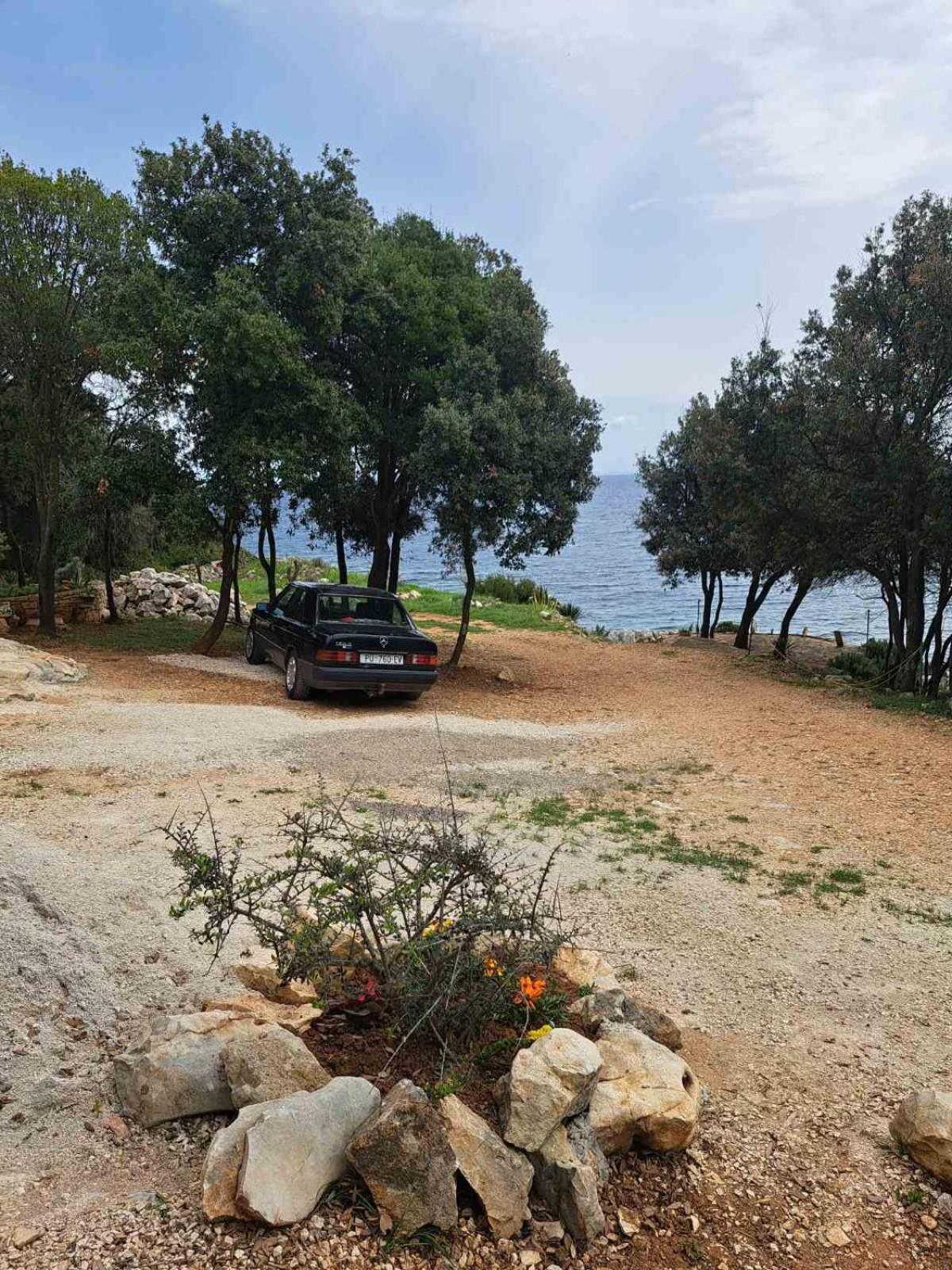 Cottage On The Kavran Beach מראה חיצוני תמונה